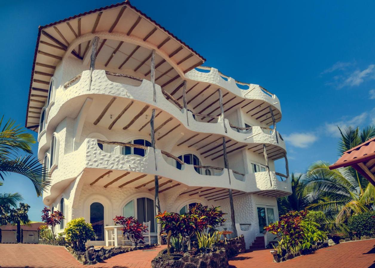 Hotel Angermeyer Waterfront Inn Puerto Ayora  Exteriér fotografie
