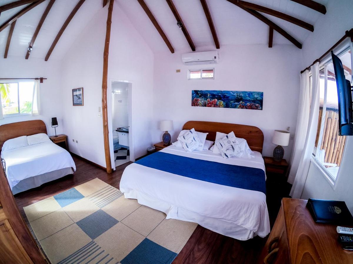 Hotel Angermeyer Waterfront Inn Puerto Ayora  Exteriér fotografie